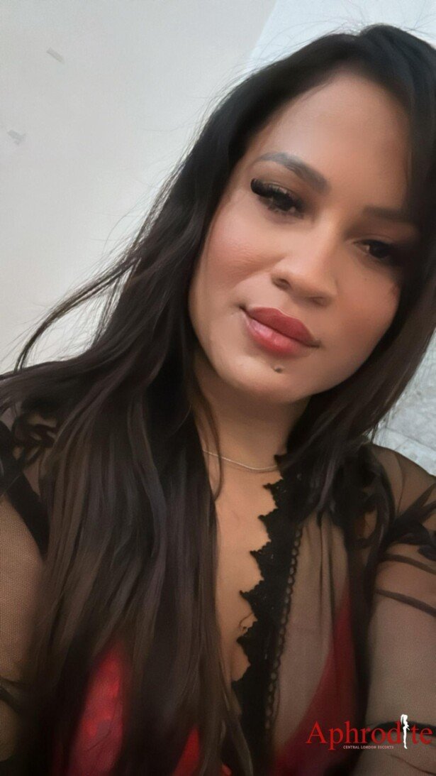 London escort girl Aphrodite Agency 24/7- Call Now! Carla