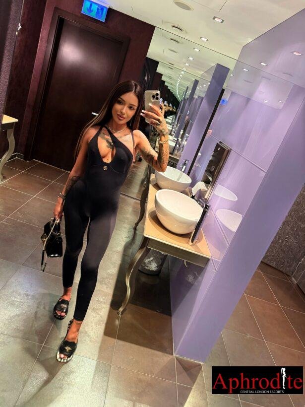 best escorts in london Aphrodite Agency 24/7- Call Now! Evelina