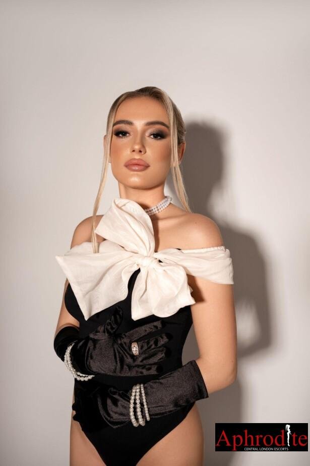 central london escorts Aphrodite Agency 24/7- Call Now! Essa